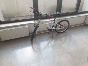 Bucureşti - Bicicleta 20 inch fetita 6/9 anii BTWIN Decathlon