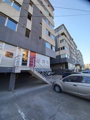 Bucureşti - Metrou Dimitrie Leonida - Apartament 2 camere decomandat